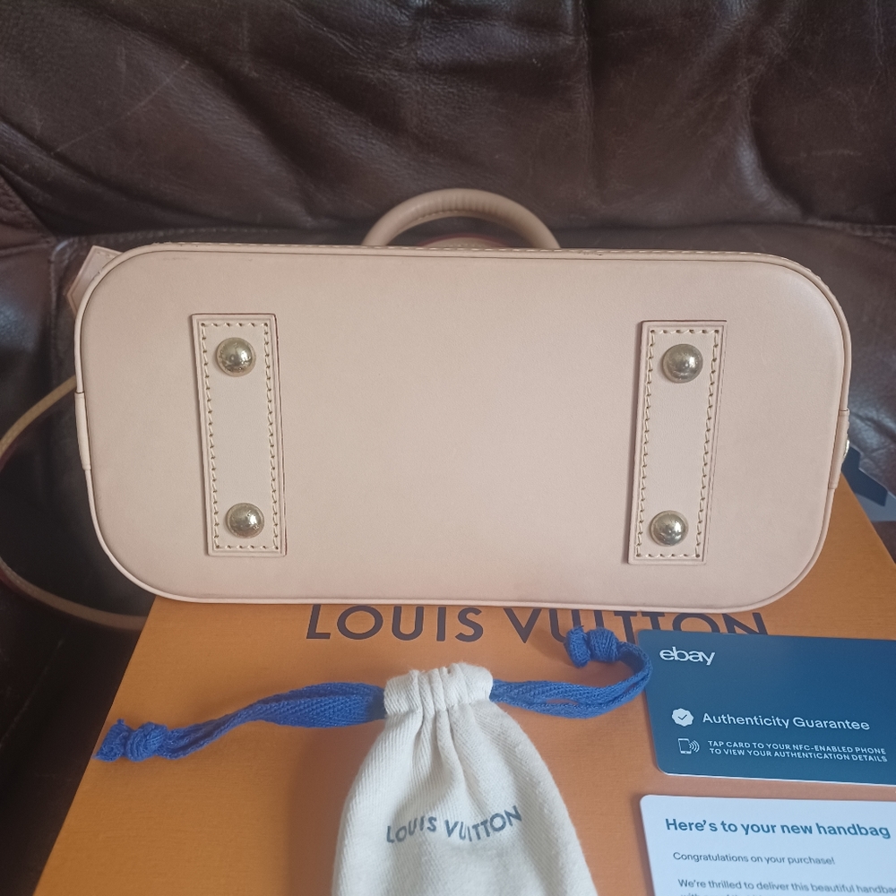 Louis Vuitton alma bb - Picture 4 of 17